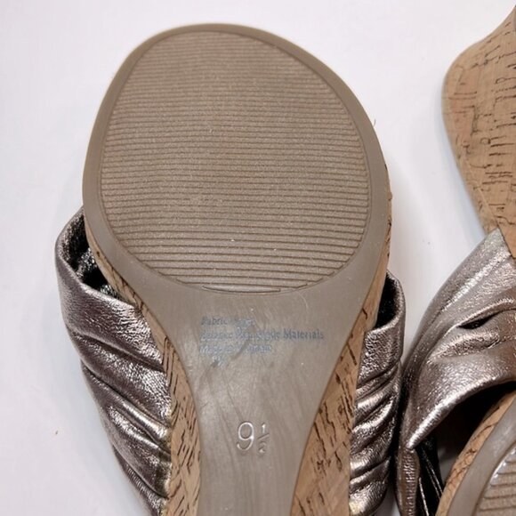 Sandals - Picture 6 of 7